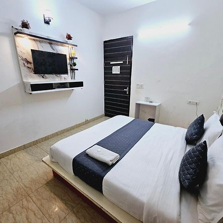 Hotel Tulip Near Delhi Airport New Delhi Luaran gambar