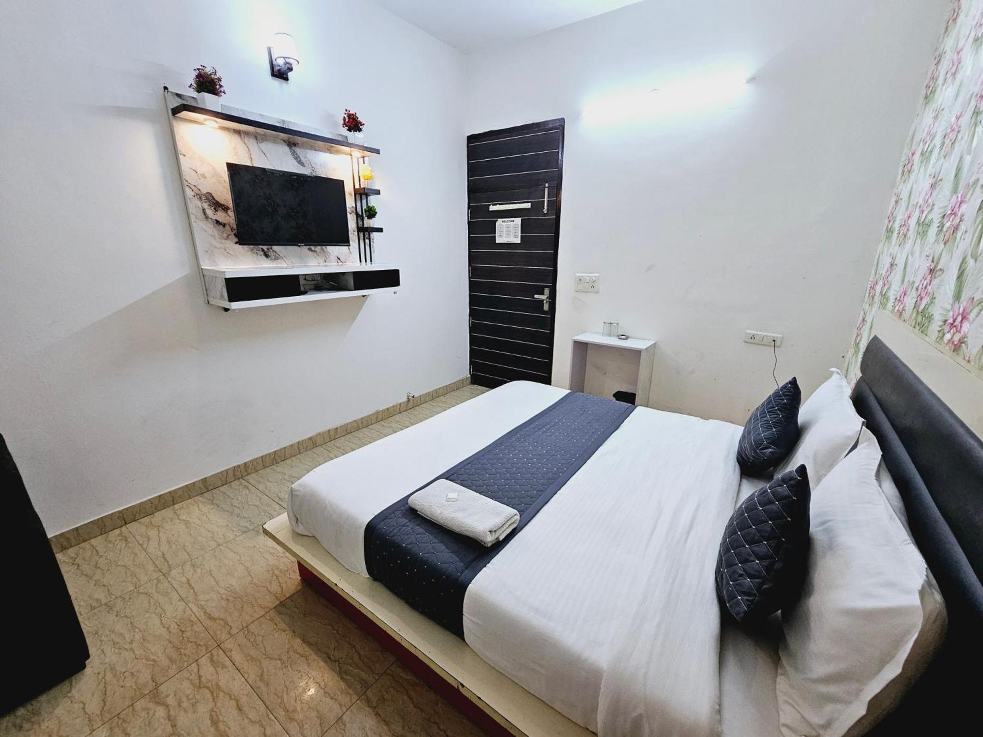 Hotel Tulip Near Delhi Airport New Delhi Luaran gambar
